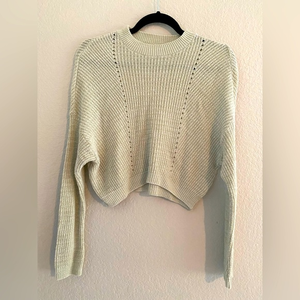 Light green Abound crop sweater size S‎ knitted long sleeve mock neck